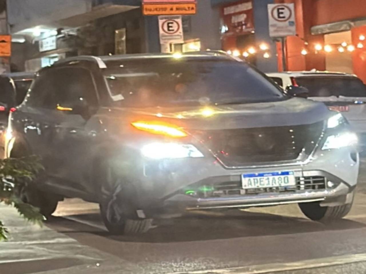 Nissan X-Trail ?visto sem disfarces em Belo Horizonte (MG) antes do lanamento, aguardado para as prximas semanas